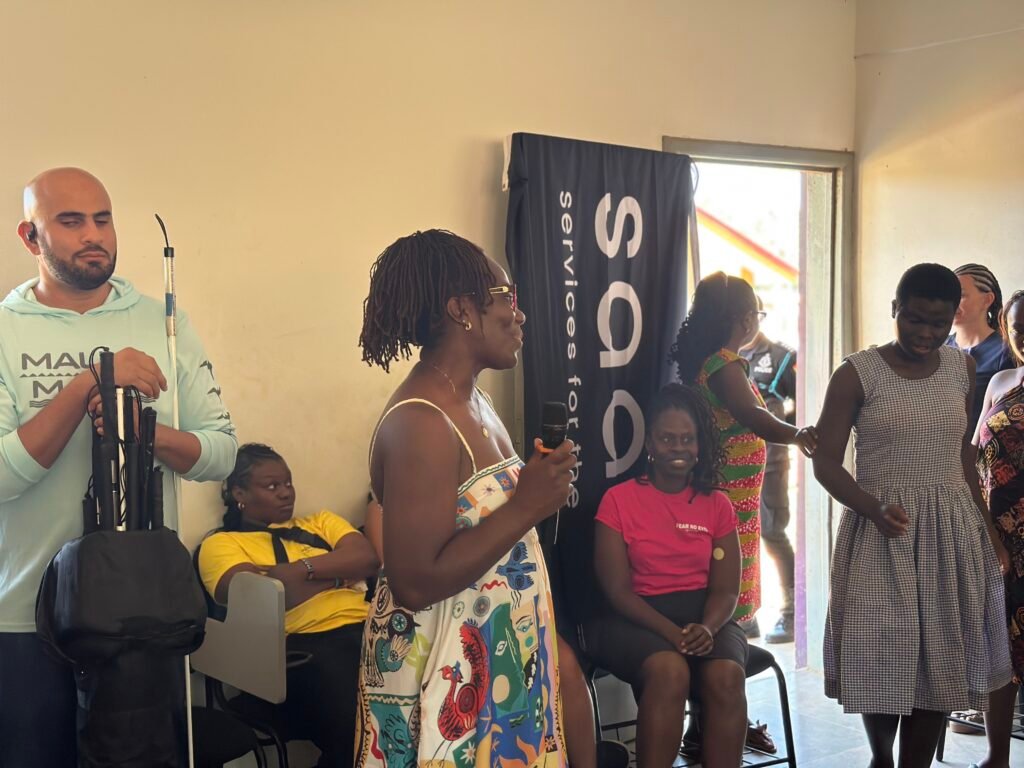 Outreach at the Cape Coast School for the Blind and Kakum National Park canopy walkway – photo 48