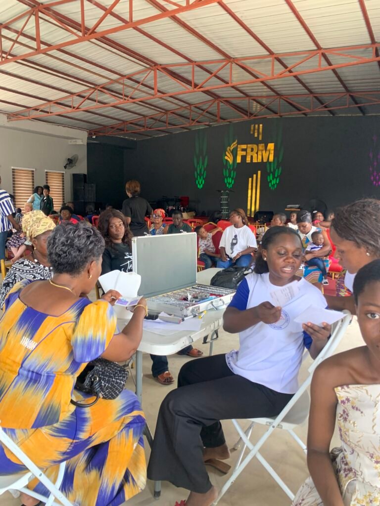 Church fellowship and eye screenings at Floodgate International Church, Amasaman – photo 5