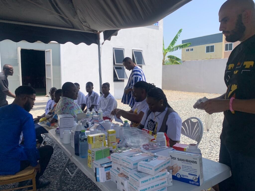 Church fellowship and eye screenings at Floodgate International Church, Amasaman – photo 13