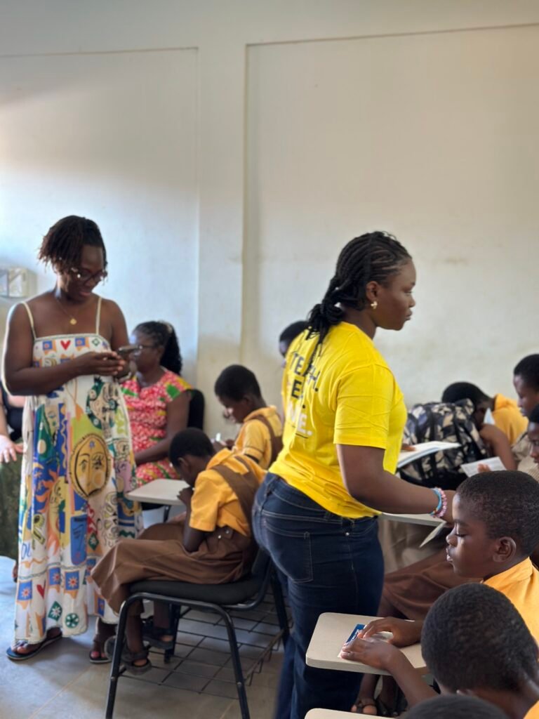 Outreach at the Cape Coast School for the Blind and Kakum National Park canopy walkway – photo 31