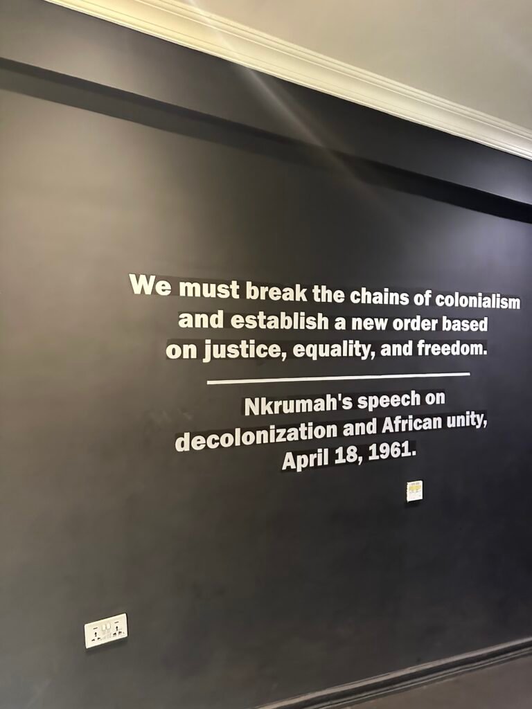 Accra city tour visiting Kwame Nkrumah Memorial Park and Independence Square – photo 11