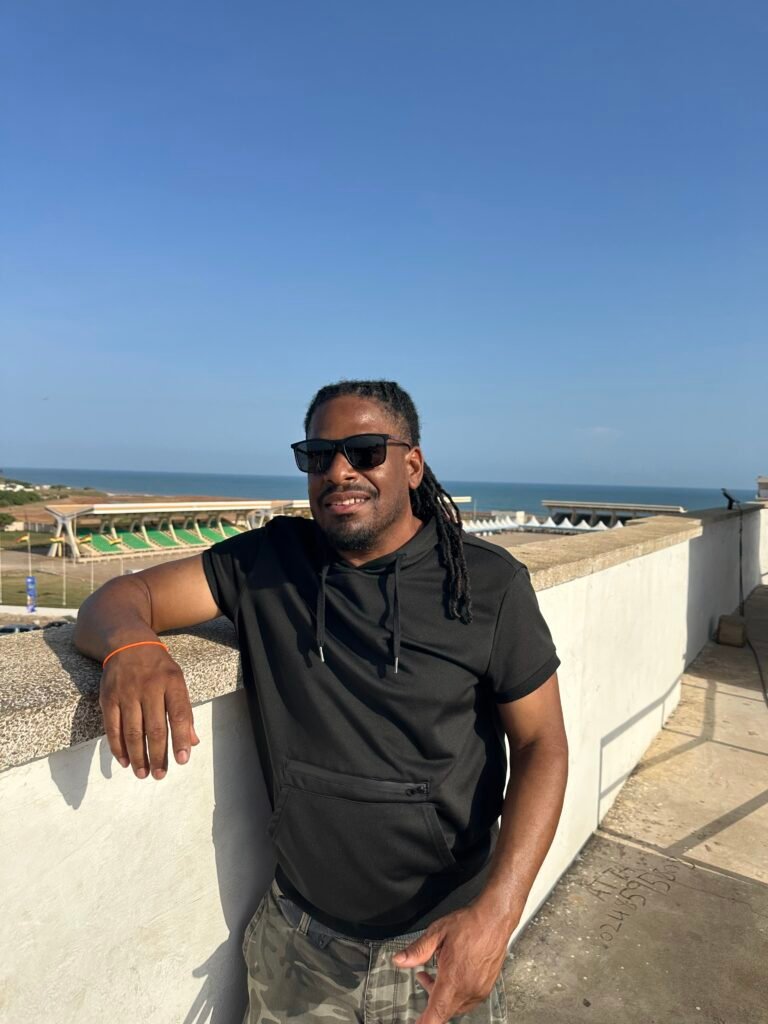 Accra city tour visiting Kwame Nkrumah Memorial Park and Independence Square – photo 32