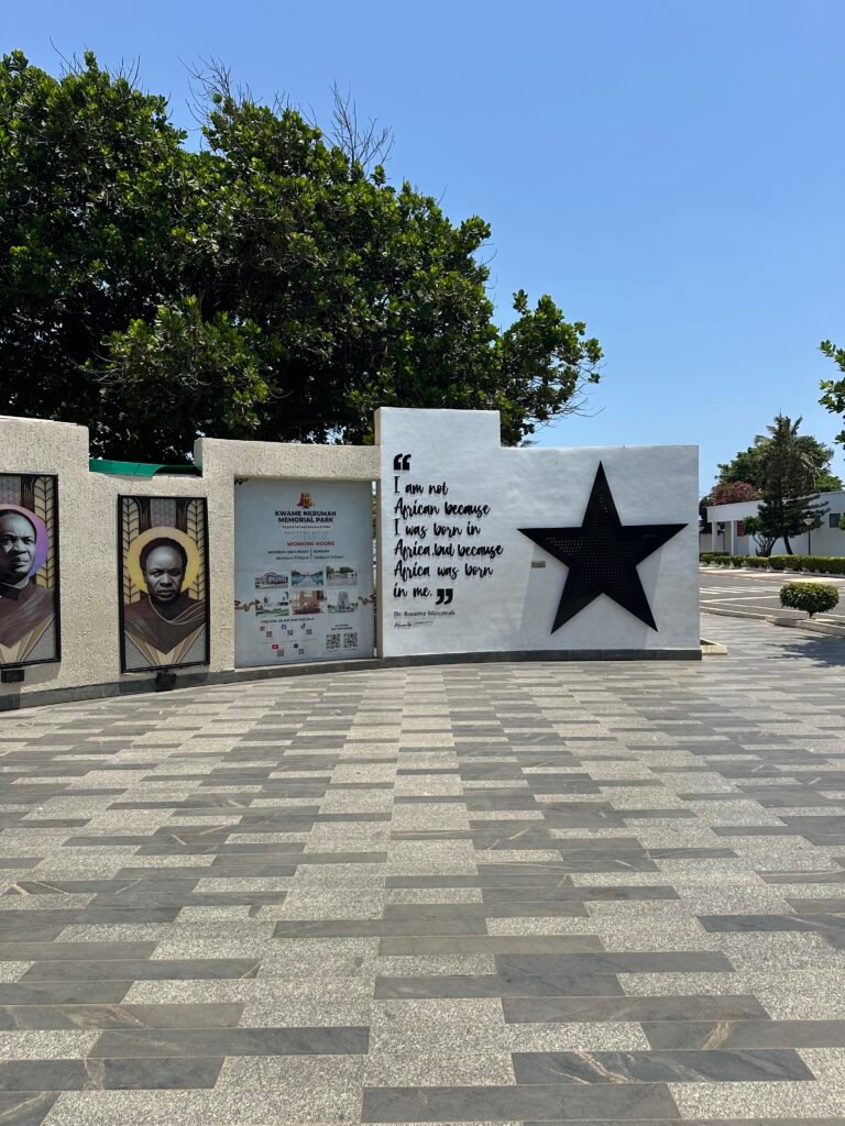 Accra city tour visiting Kwame Nkrumah Memorial Park and Independence Square – photo 19