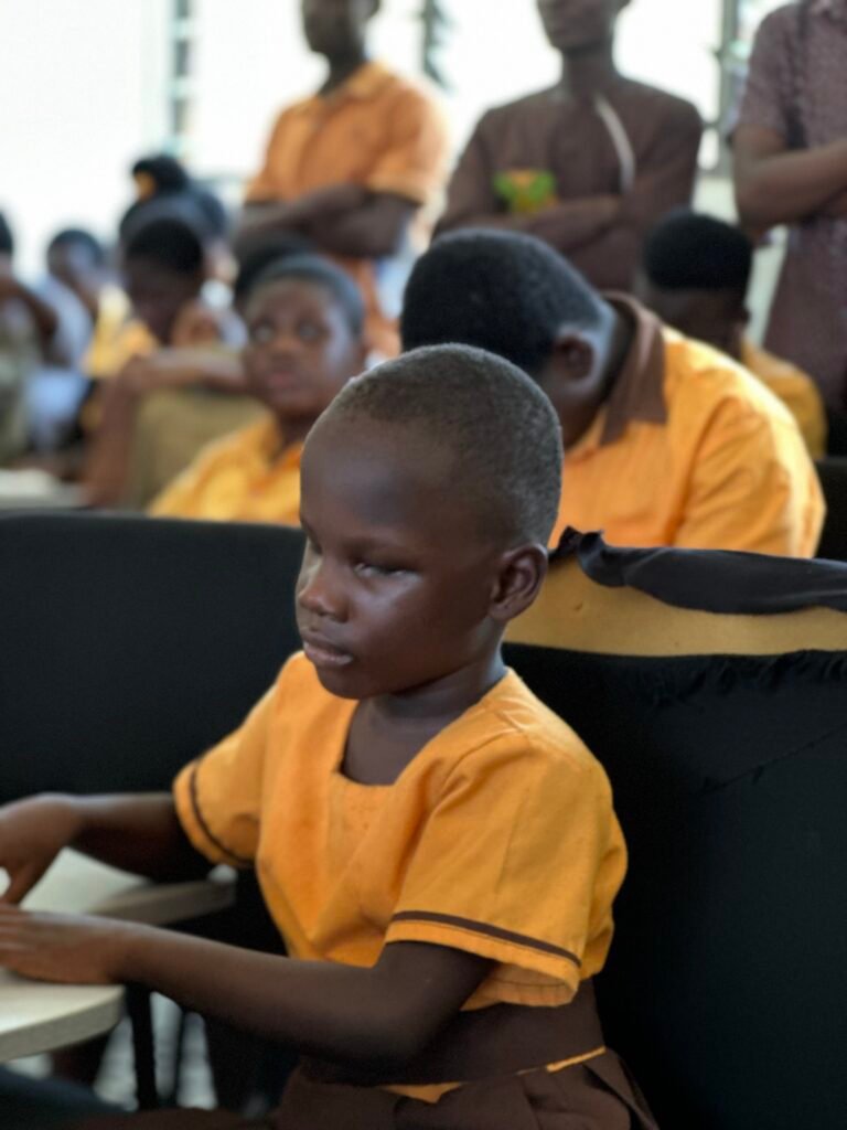 Outreach at the Cape Coast School for the Blind and Kakum National Park canopy walkway – photo 72