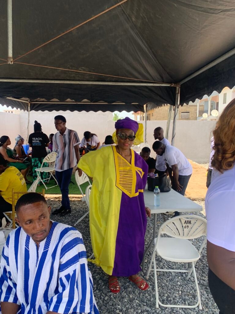 Church fellowship and eye screenings at Floodgate International Church, Amasaman – photo 17