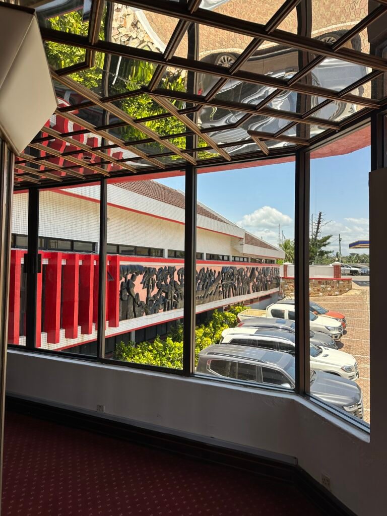 Outreach at the Cape Coast School for the Blind and Kakum National Park canopy walkway – photo 87