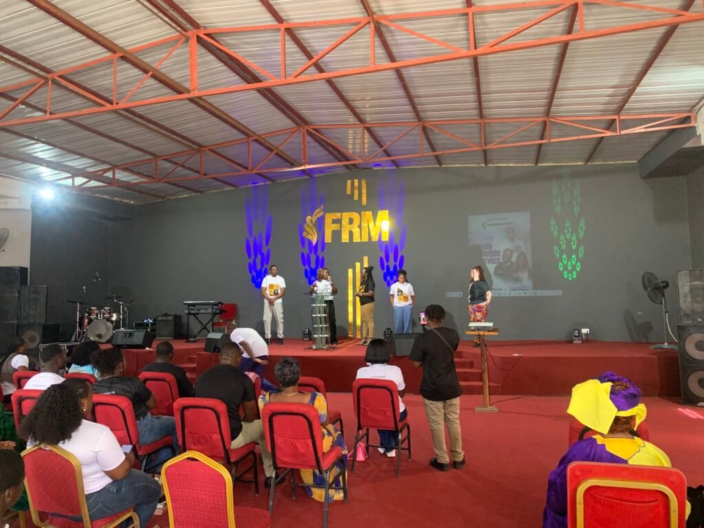 Church fellowship and eye screenings at Floodgate International Church, Amasaman – photo 23