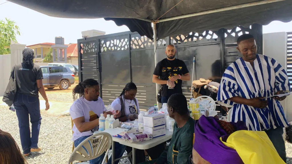 Church fellowship and eye screenings at Floodgate International Church, Amasaman – photo 1